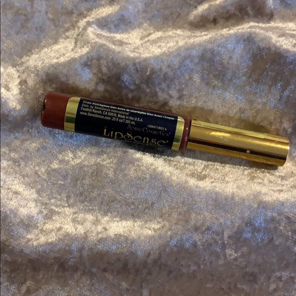 Lipsense